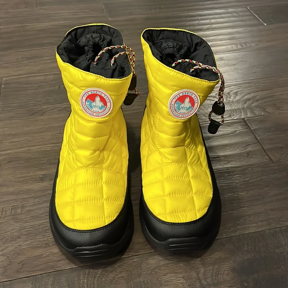 The North Face Yellow and Black Men's Rain & Snow Boots